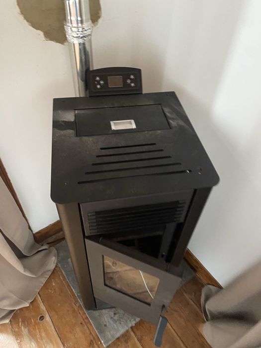 Salamandra a pellets  Anita Sannover 10kw