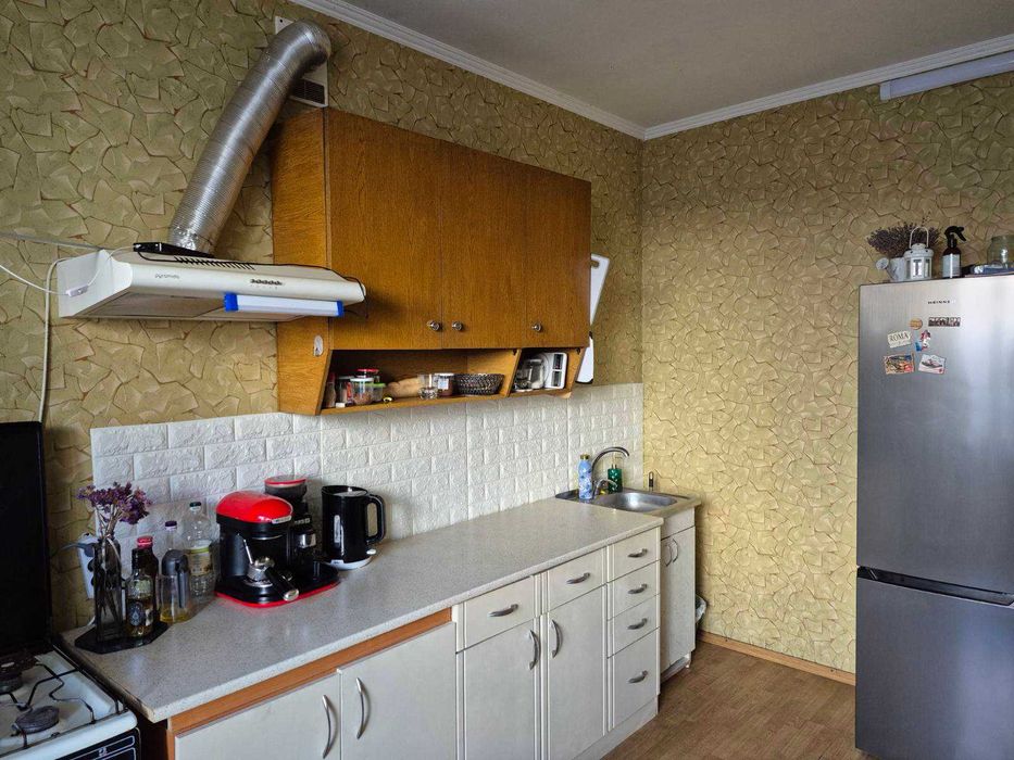 НОВА ЦІНА. Продам велику 2-кімн. квартиру в нагірній частині
