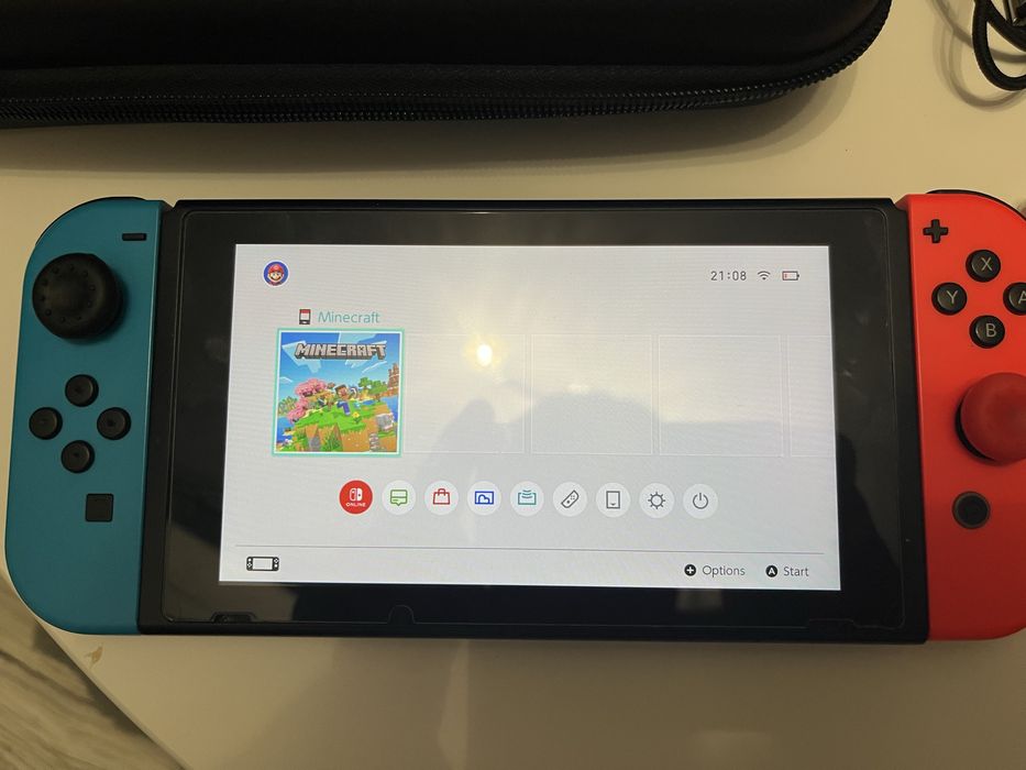 Nintendo Switch V2 + Minecraft + etui + akcesoria