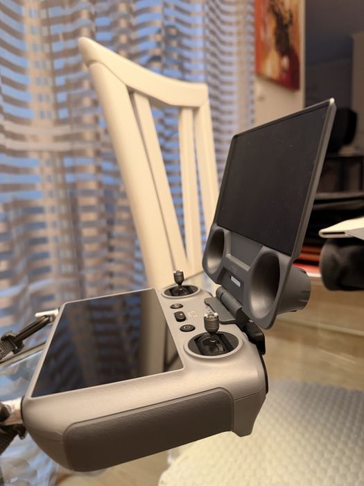 Drone remote controller - dji rc 264284669205377124