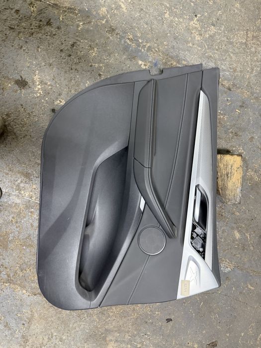 Bmw G01 g02 дверна карта