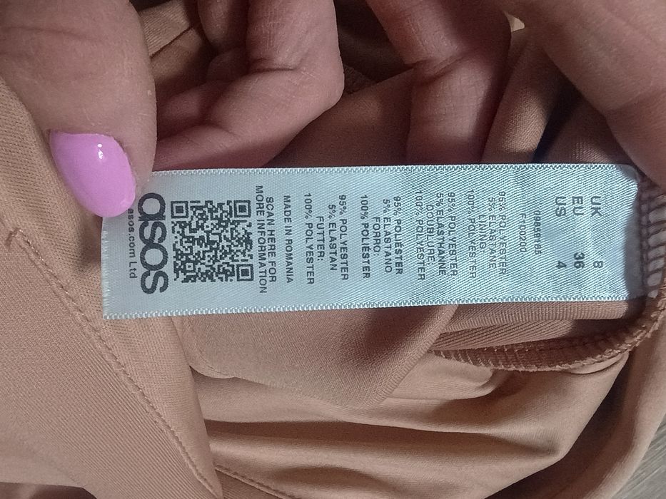 ASOS piankowy kombinezon XS