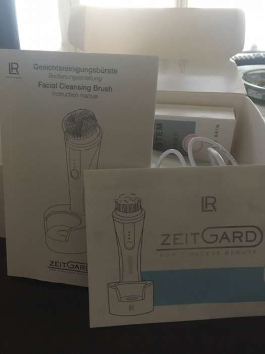 Maquina de Limpeza Facial Zeitgard