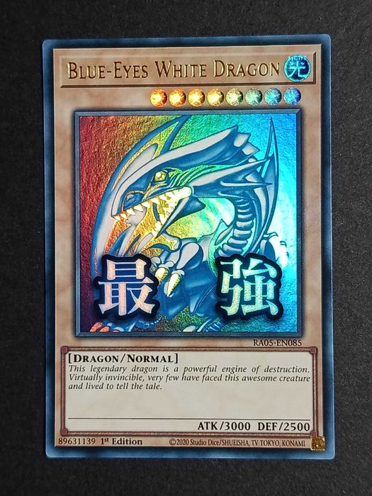 *Novo Set* Yu-Gi-Oh! 1.ª Edição 'Blue-Eyes White Dragon' (V.1 - Stramped Ultra Rare) - RA05-085 - Rarity Collection 5 - Carta de 2026