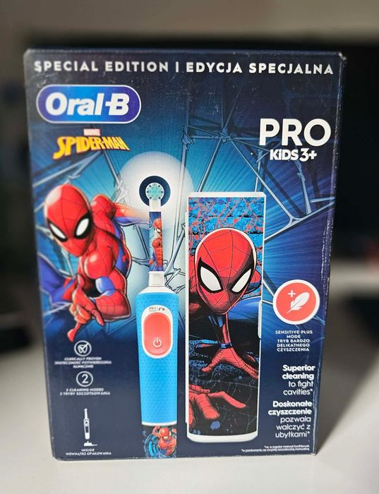Zestaw Oral-B Pro Kids Spider-Man szczoteczka elektryczna etui podróżne nowe