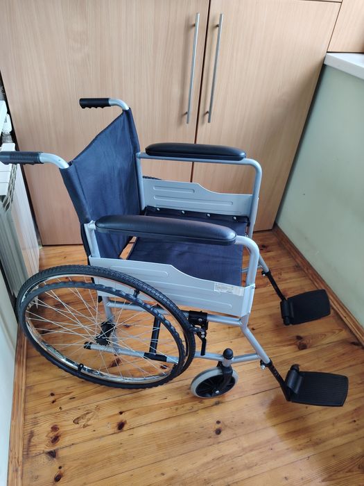 Інвалідний складний візок, стан нового