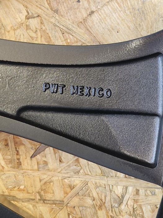 tesla model y felga 21 118822700b