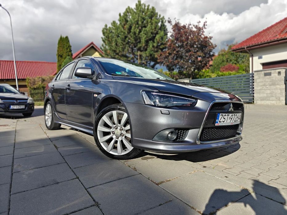 Mitsubishi Lancer