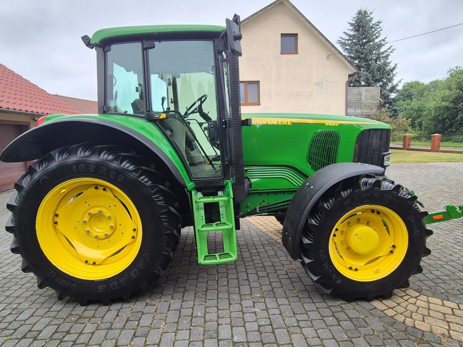 Ciągnik John Deere 6620