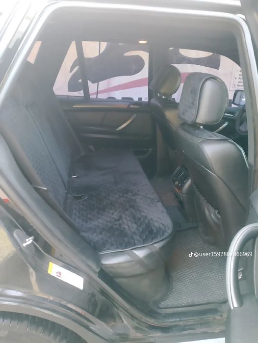 Продам БМВ Х5 е53