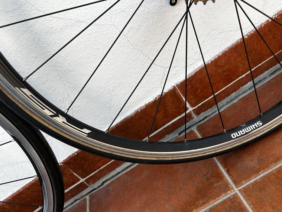 Rodas Shimano R5 em aluminio