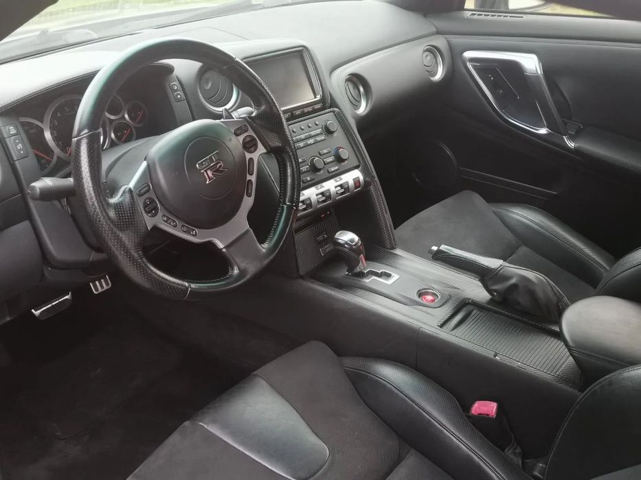 Nissan GT-R Super Stan, 600 KM, Zamiana