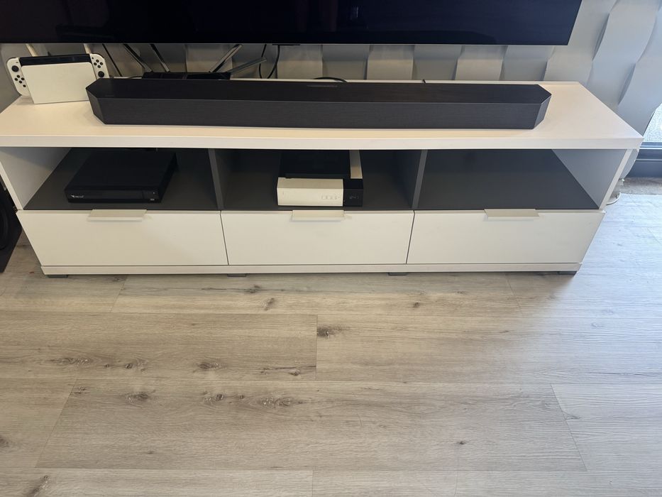 Duża szafka rtv komoda biała