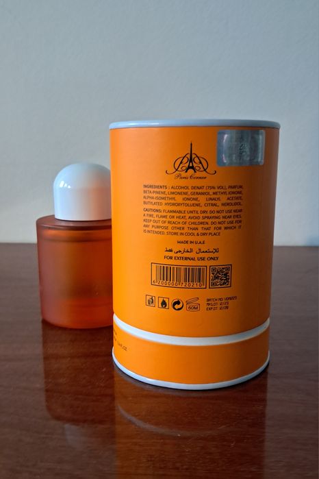 Vibrant Orange & Neroli Emir Paris Corner