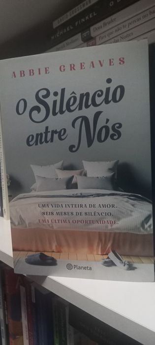 O Silêncio entre Nós