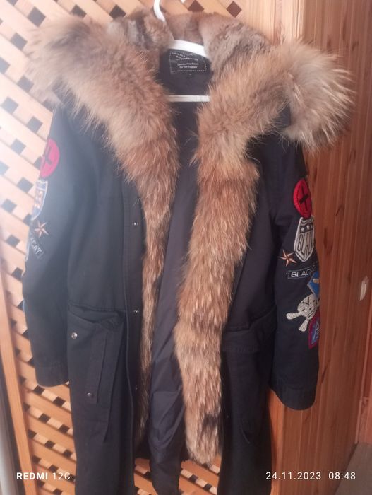 Парка з Англії. Дуже тепла