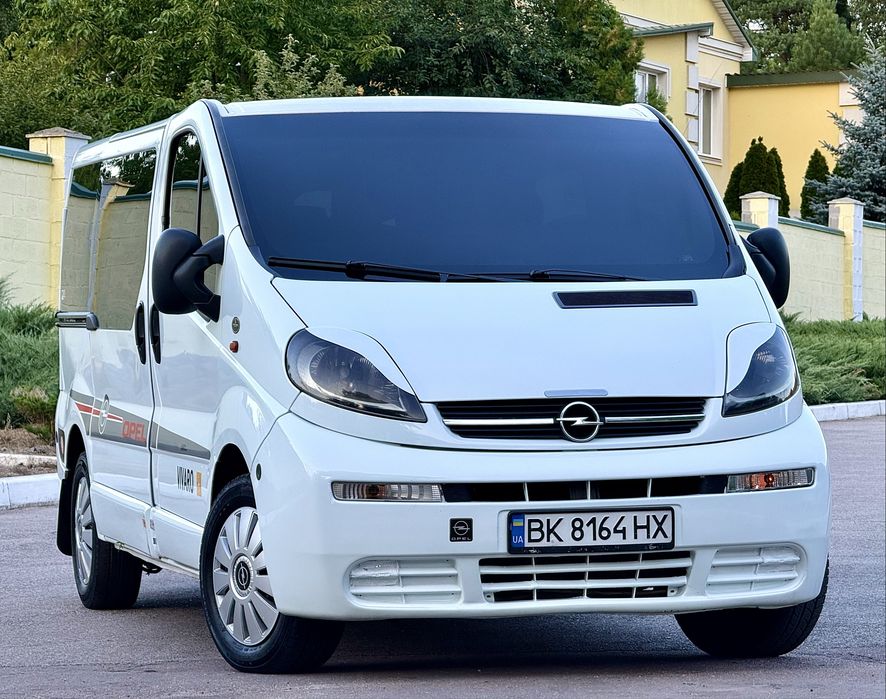 Opel Vivaro 1.9 ПАСАЖИР 9 Місць! Ідеальний Стан Гаражне зберігання 1 ВЛАСНИК!
