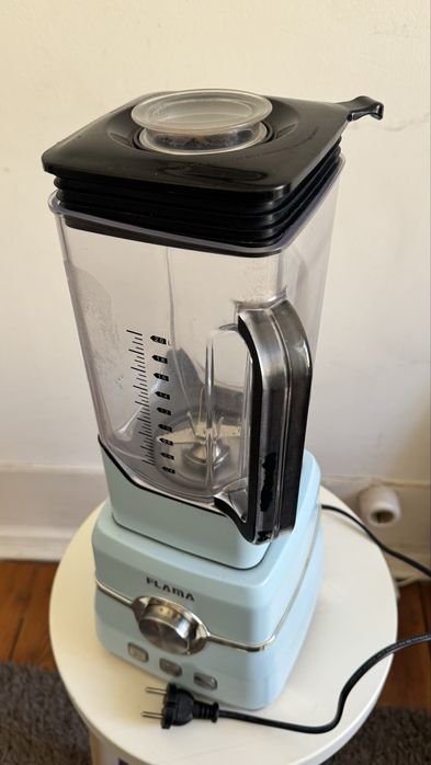 Flama Pro Inox 2000W - Liquidificador