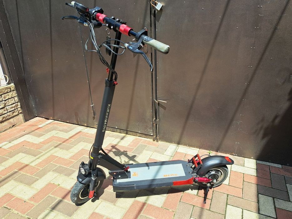 Електросамокат Kukirin m4 pro