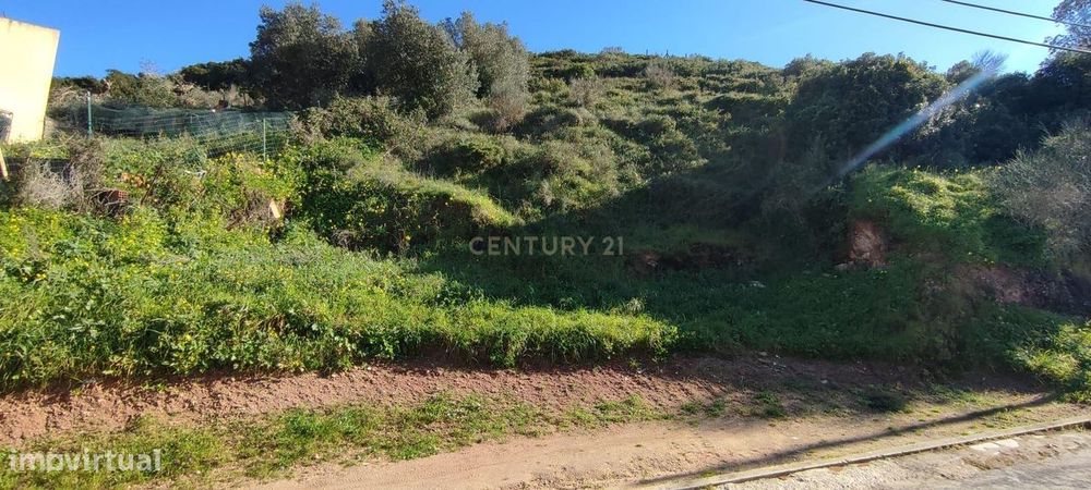 Terreno Urbano na Serra da Luz, Odivelas