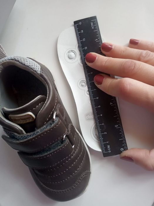 Sapatos em pele Castanhos Novos Chicco Imparo tamanho 23