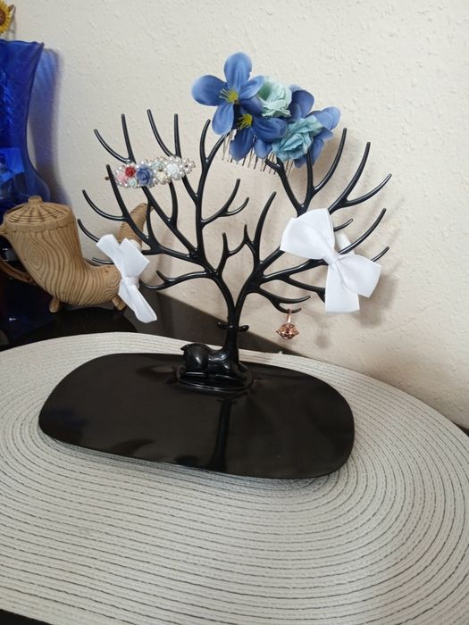 Drzewko na biżuterię