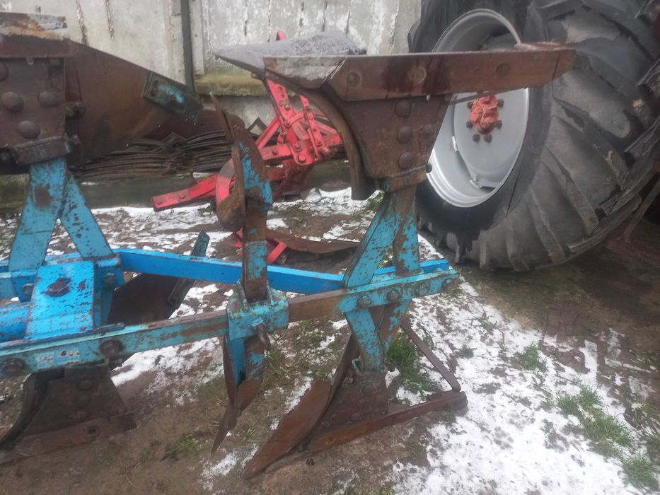 Плуг Лемкен  Lemken