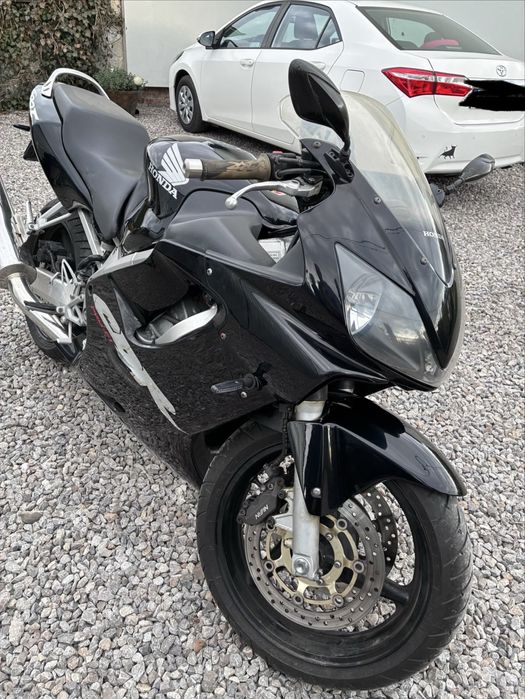 Motocykl Honda CBR600F4i