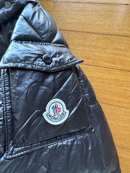 Casaco moncler novo