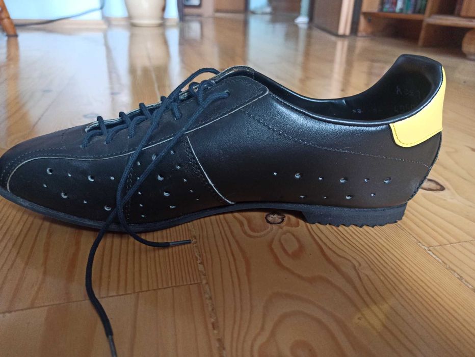 Profesjonalne buty do kolarstwa szosowego z lat 80 - nowe