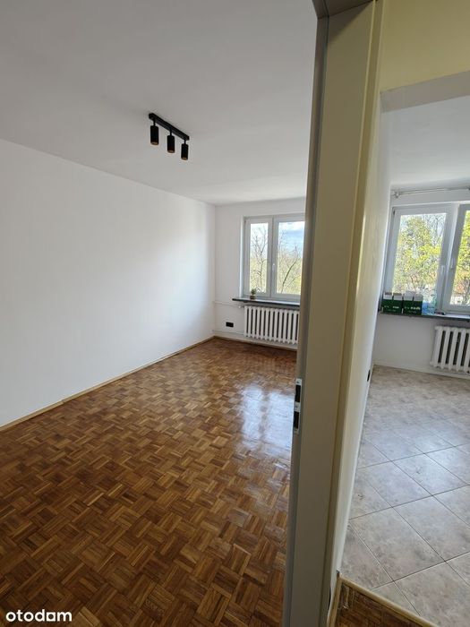 Przytulne mieszkanie, otoczone zielenią w centrum Konstancin-Jeziorna. - Widok 2