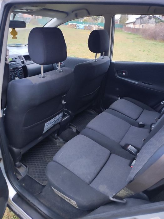 Toyota Corolla Verso 2 litry diesel