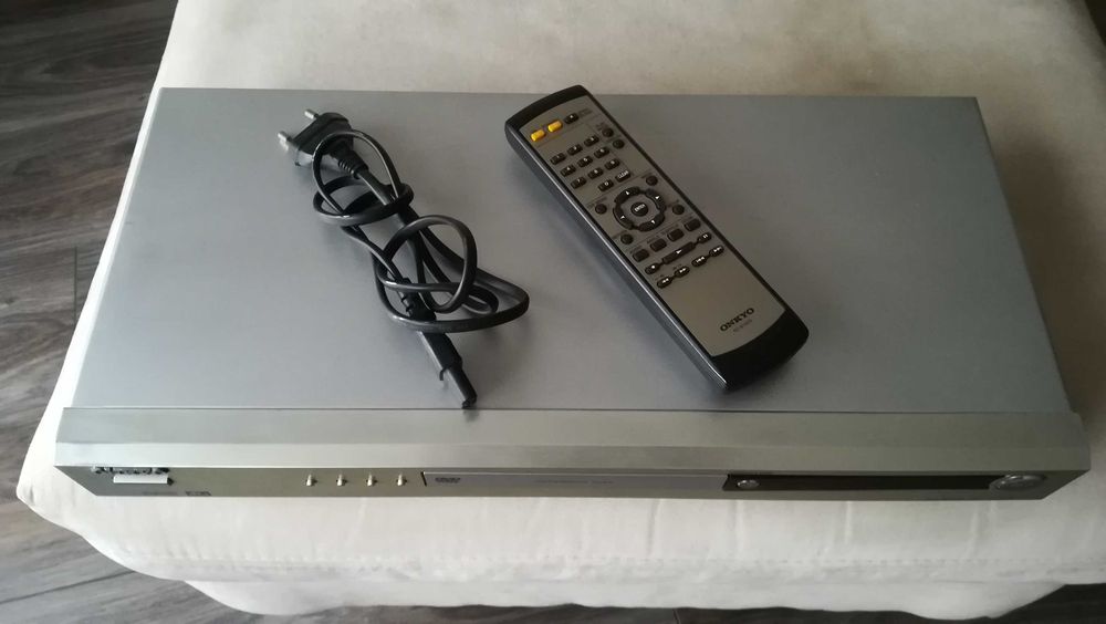 ONKYO DV -SP303E DVD Player - sprzedam