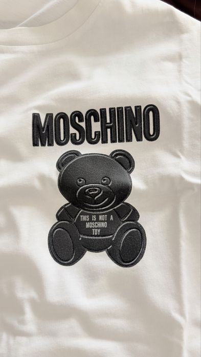 T shirt moschino