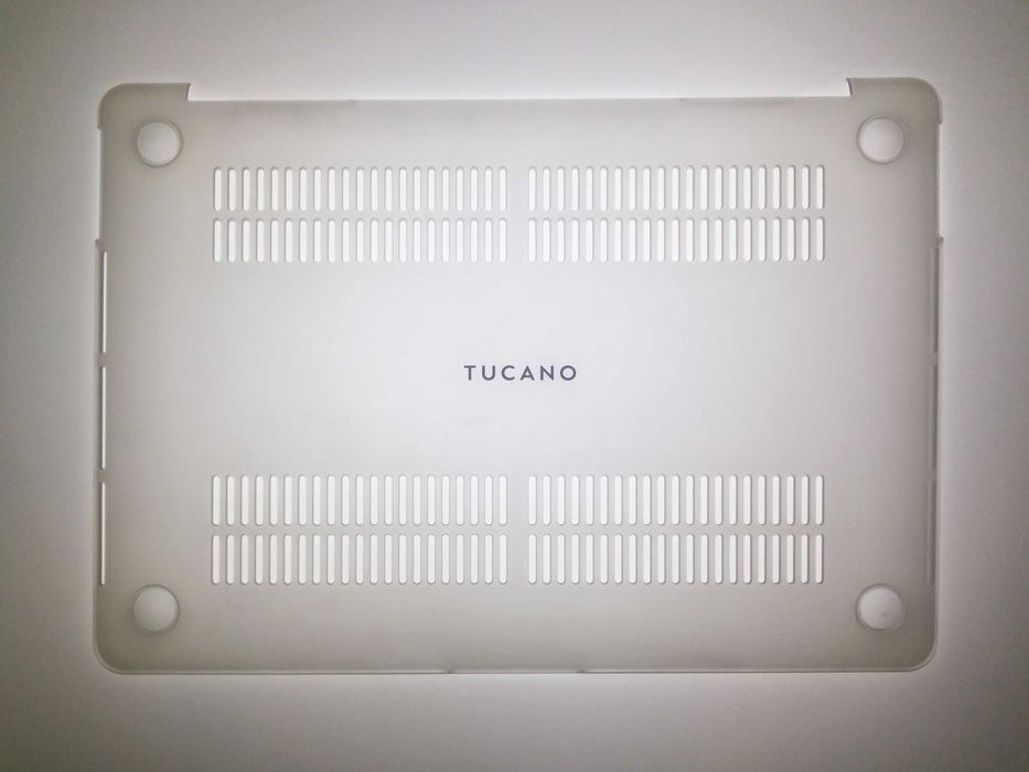 Capa Rígida Tucano para Apple Macbook Pro 13