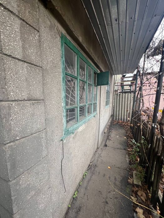 В продаже небольшой дом в с. Александровка, пригород Черноморска.