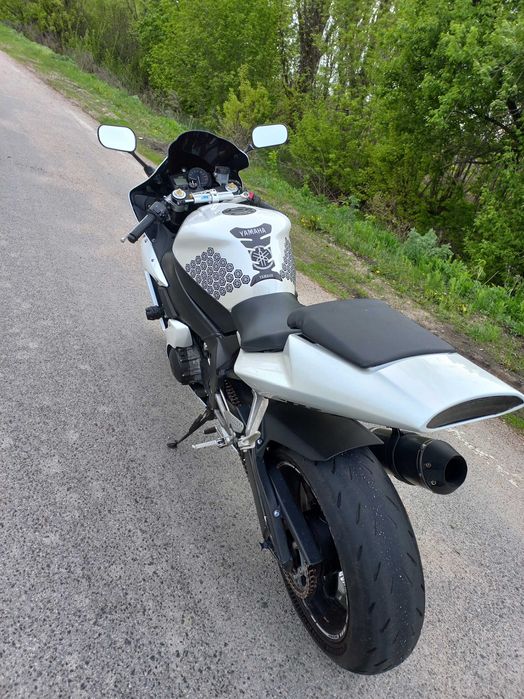 Продам Ямаху R- 1