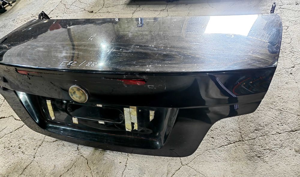 Tampa da mala BMW E82/88 serie 1