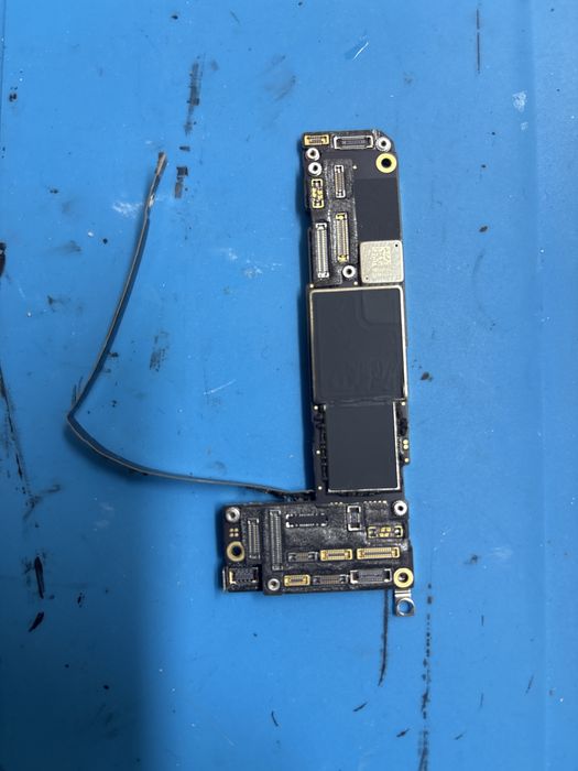 Системна плата iphone 12 256 Gb icloud lock