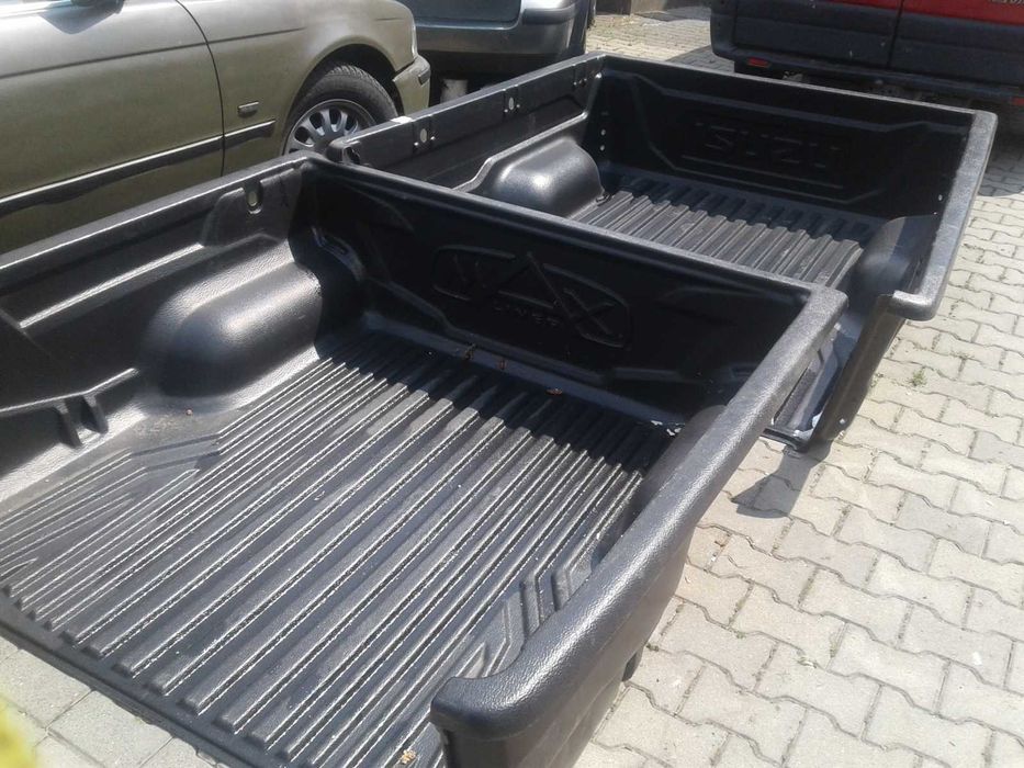 ISUZU S-MAX DIGGI Dmax Koryto Paki Zabudowa Bagażnika Tył Oryginał MAX