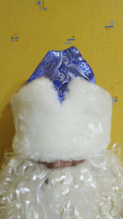 Продам борода+шапка с париком для Санта Клауса,Св.Николая,Деда Мороза.