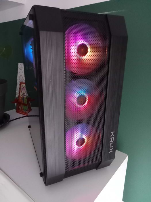 Komputer Gamingowy z Monitorem