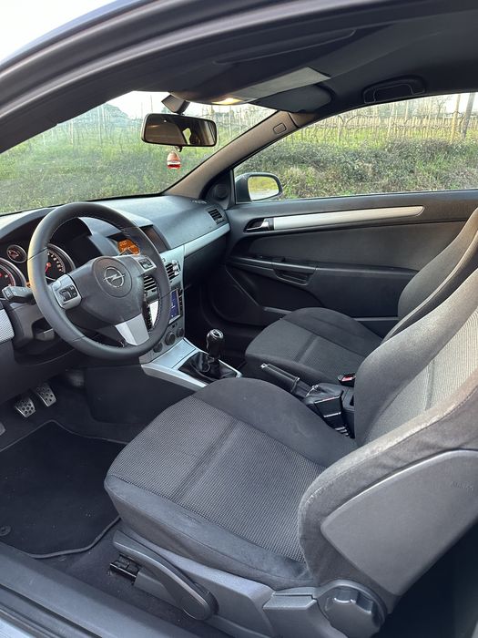 Opel astra 1.3 GTC