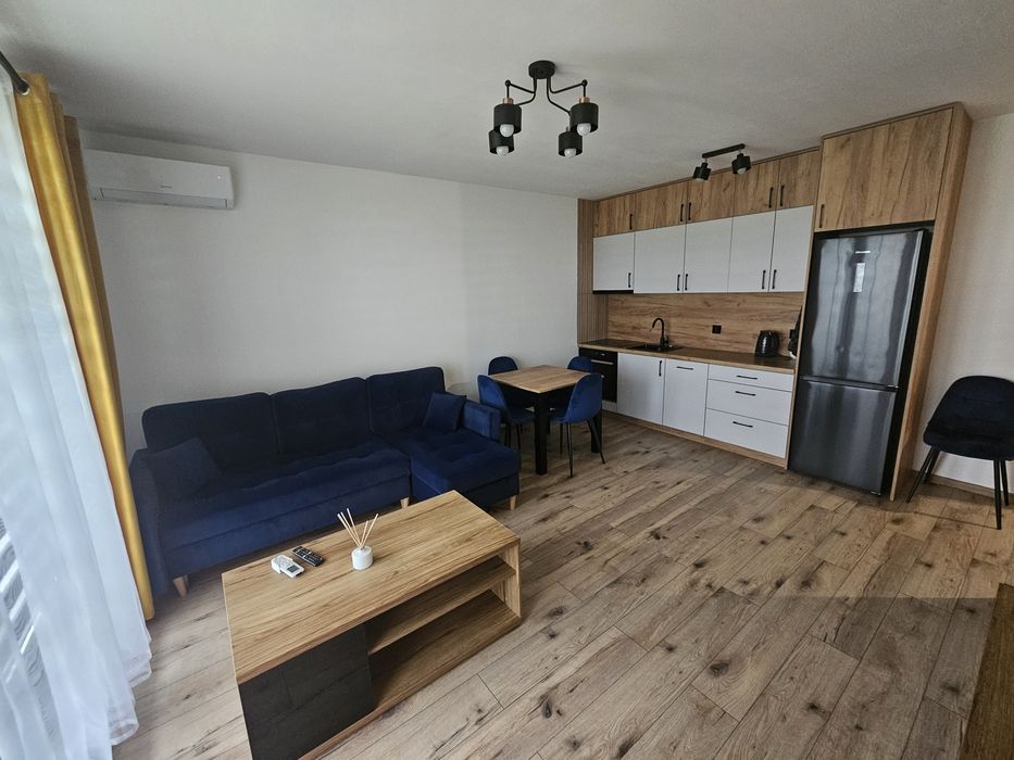 Mieszkanie 45m2 nowy blok z windą, klimatyzacja, komórka, miejsce postojowe, wyposażone