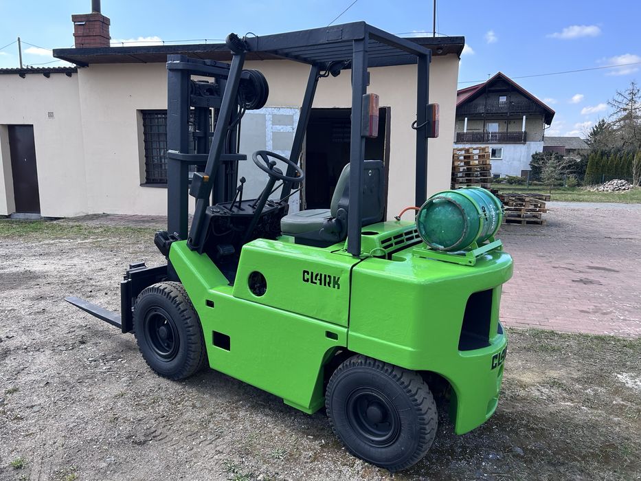 Wózek widłowy widlak Clark LPG 1999