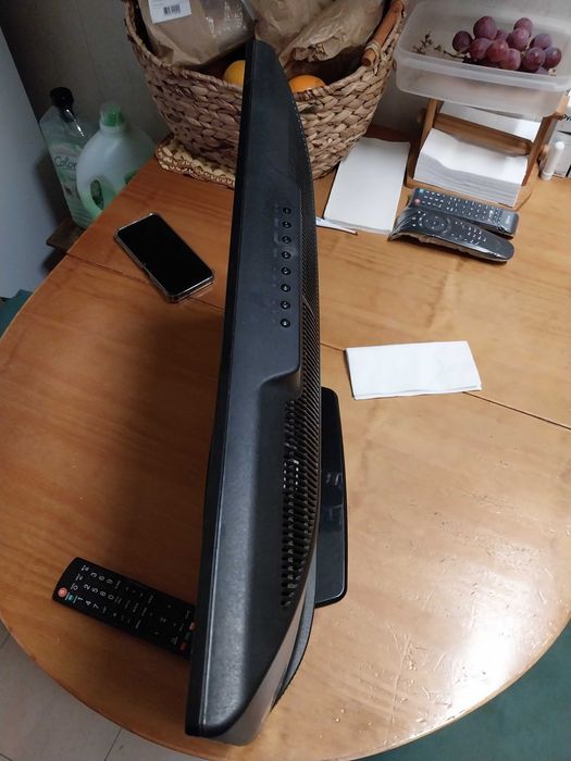 Televisão LG LCD 55cm 22pol