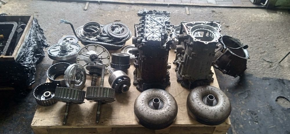 Продам дві коробки АКПП ПАДЖЕРО 3