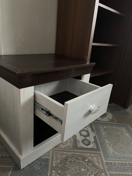 Приліжкова тумба 2 шт