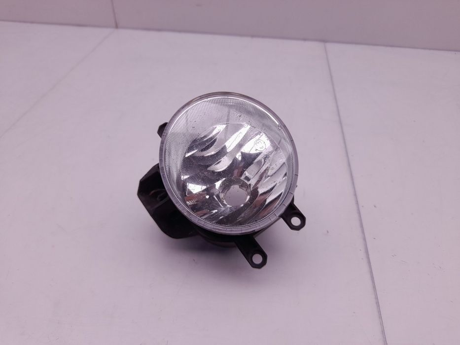 Farol nevoeiro frente esquerdo TOYOTA Auris Touring Sports (_E18_)