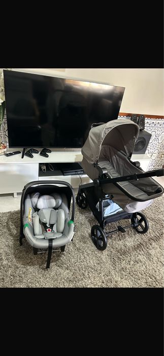 Carrinho KINDERKRAFT Trio Cinzento